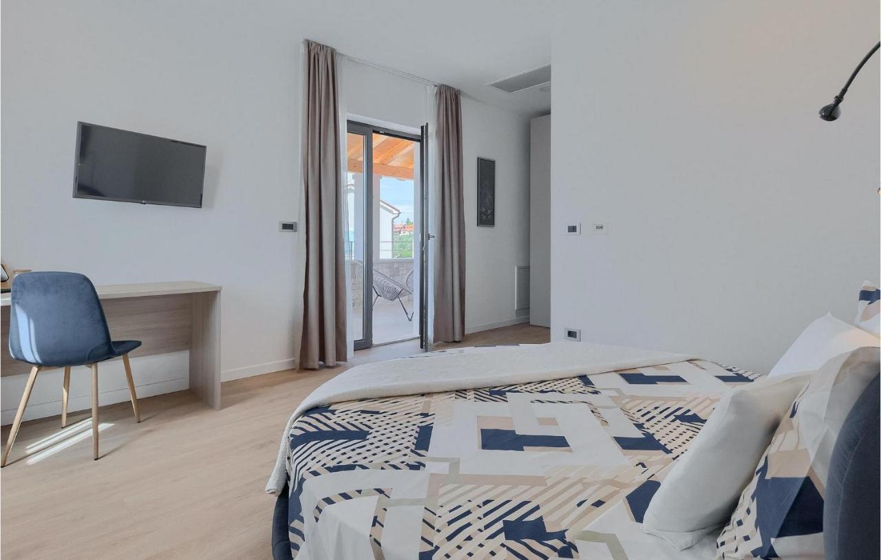 Lovely In With Kitchen * Porec